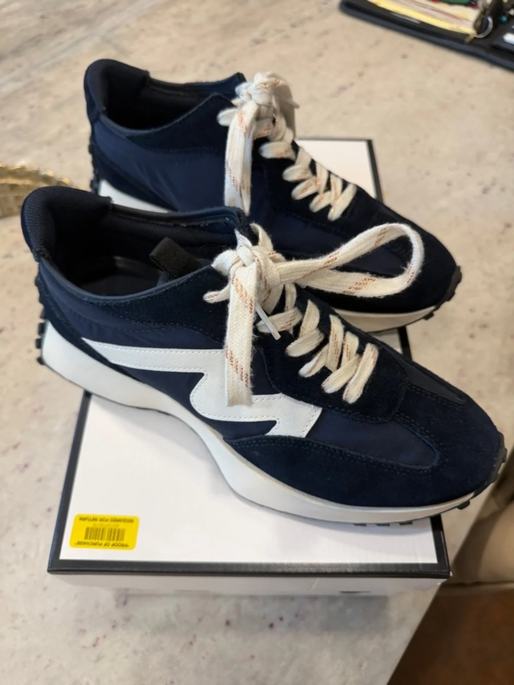 Steve Madden Navy and White Women’s Campo Sneaker Sz 9 - Picture 2 of 16